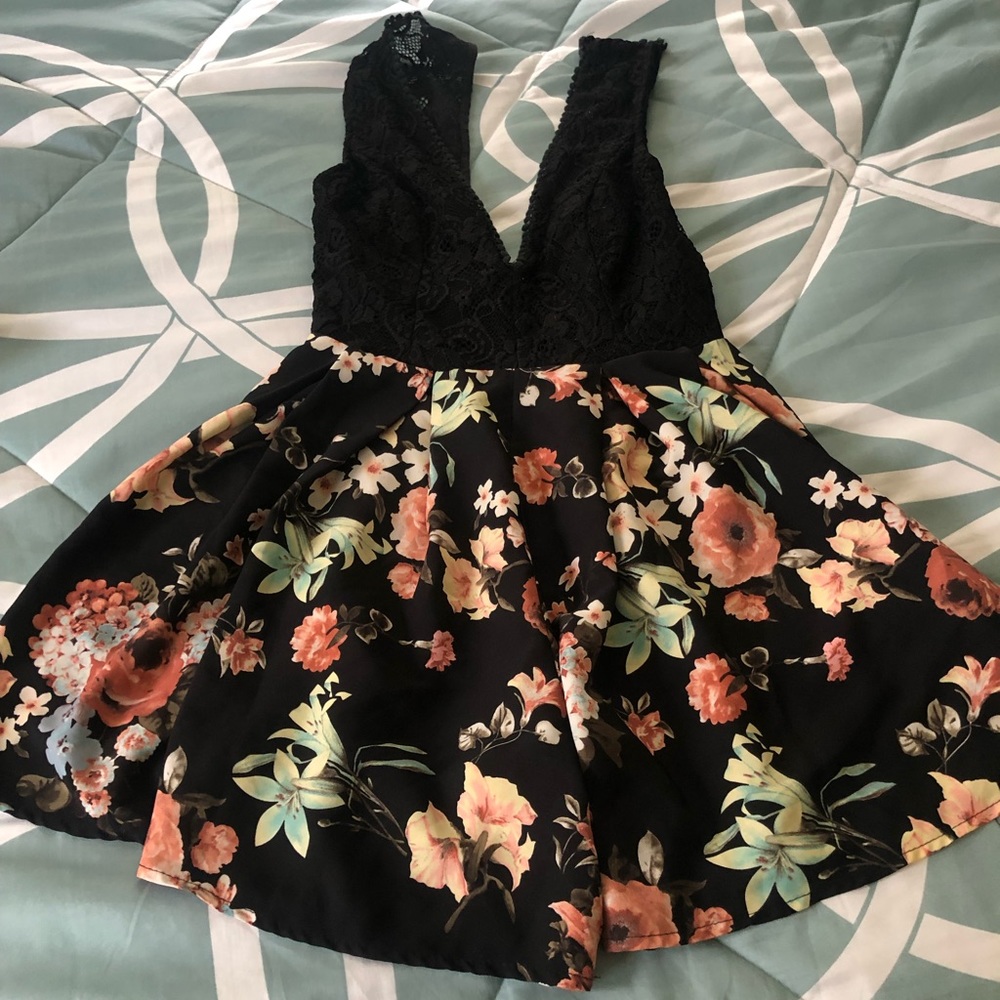 FLORAL ROMPER